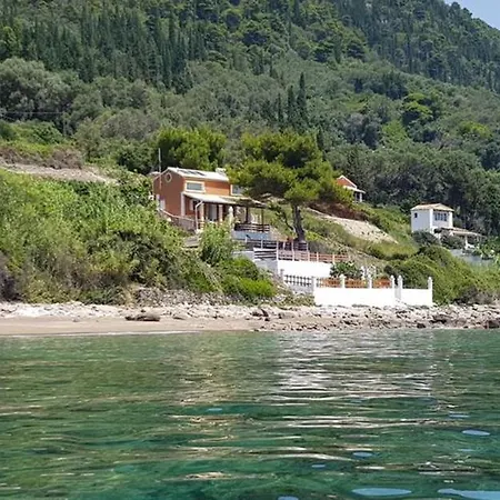 Villa Philippos On Dechoumenes Beach - Agios Gordios, Corfu